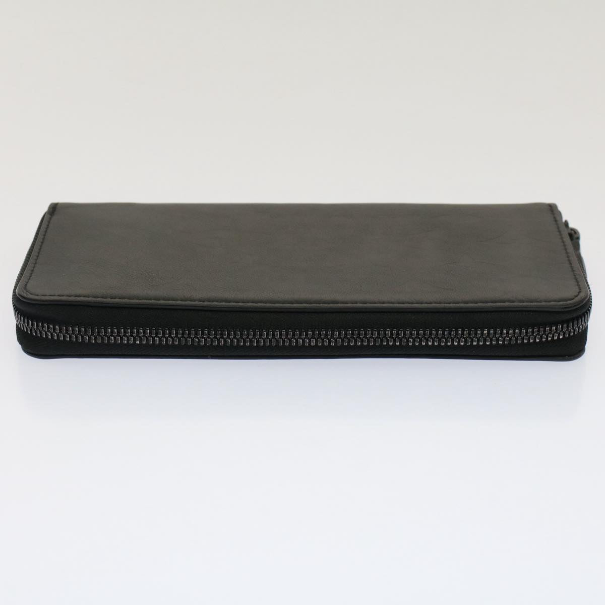 LOUIS VUITTON Zippy Wallet Vertical