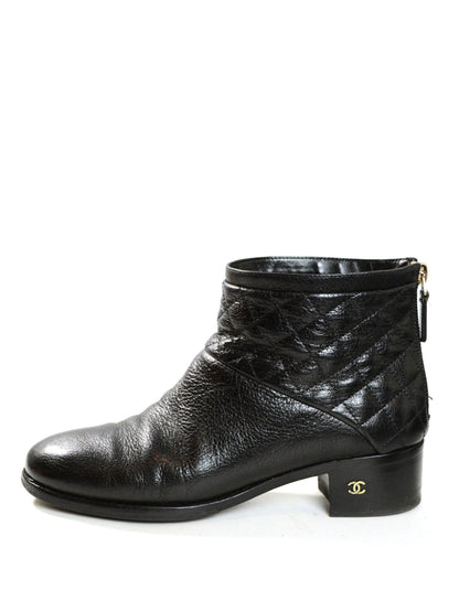 Chanel Black Quilted Leather Ankle Booties sz 38.5