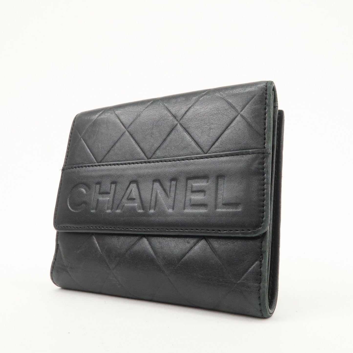 CHANEL Logo Matelasse Lamb Skin Bi-fold Wallet Black