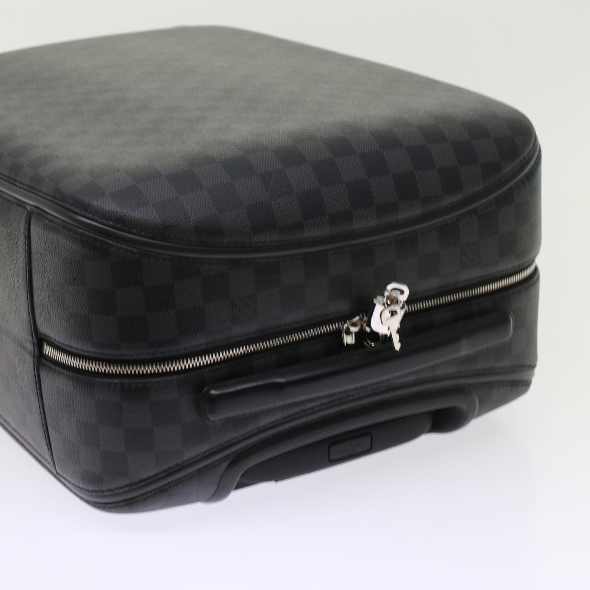 LOUIS VUITTON Zephyr Travel