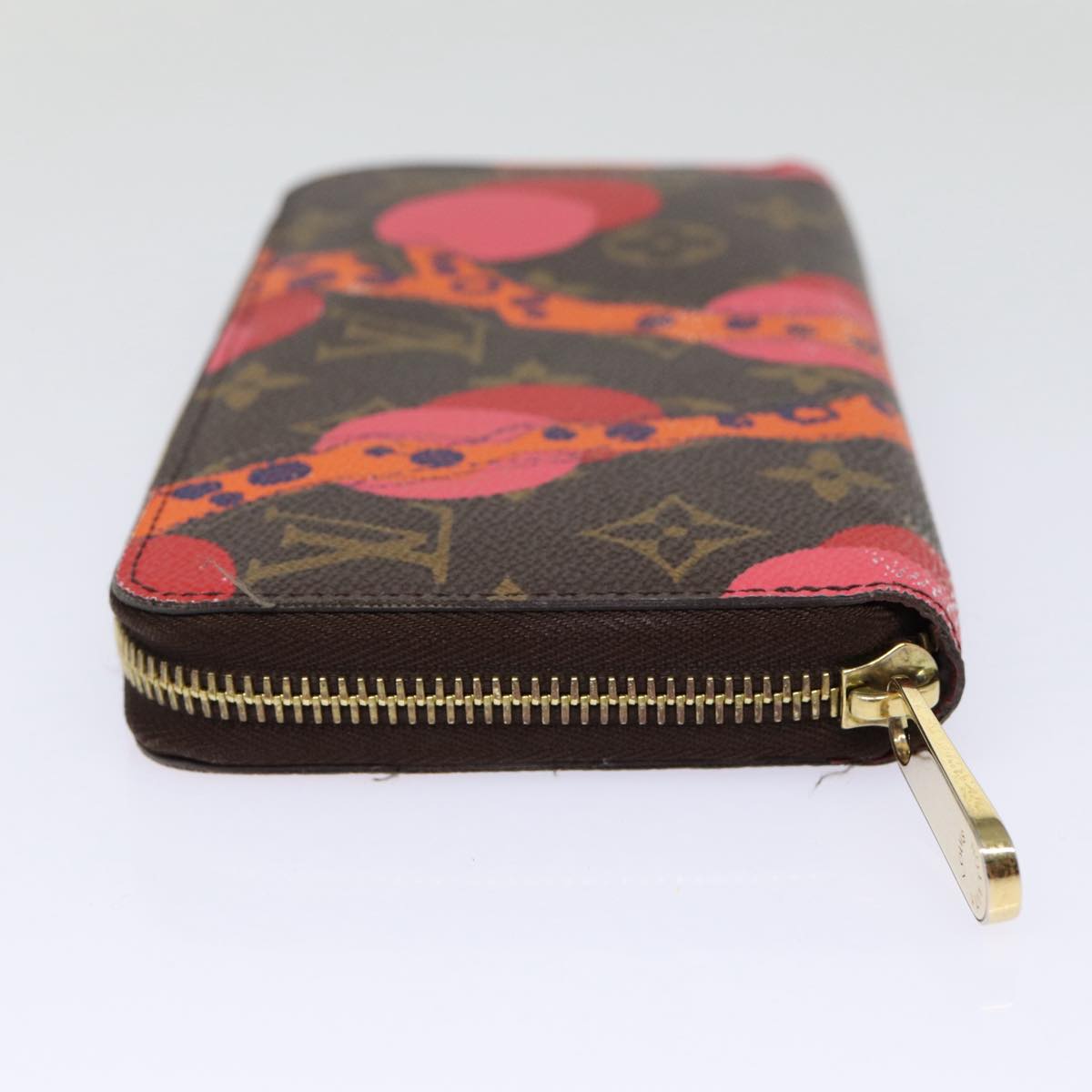 LOUIS VUITTON Zippy wallet