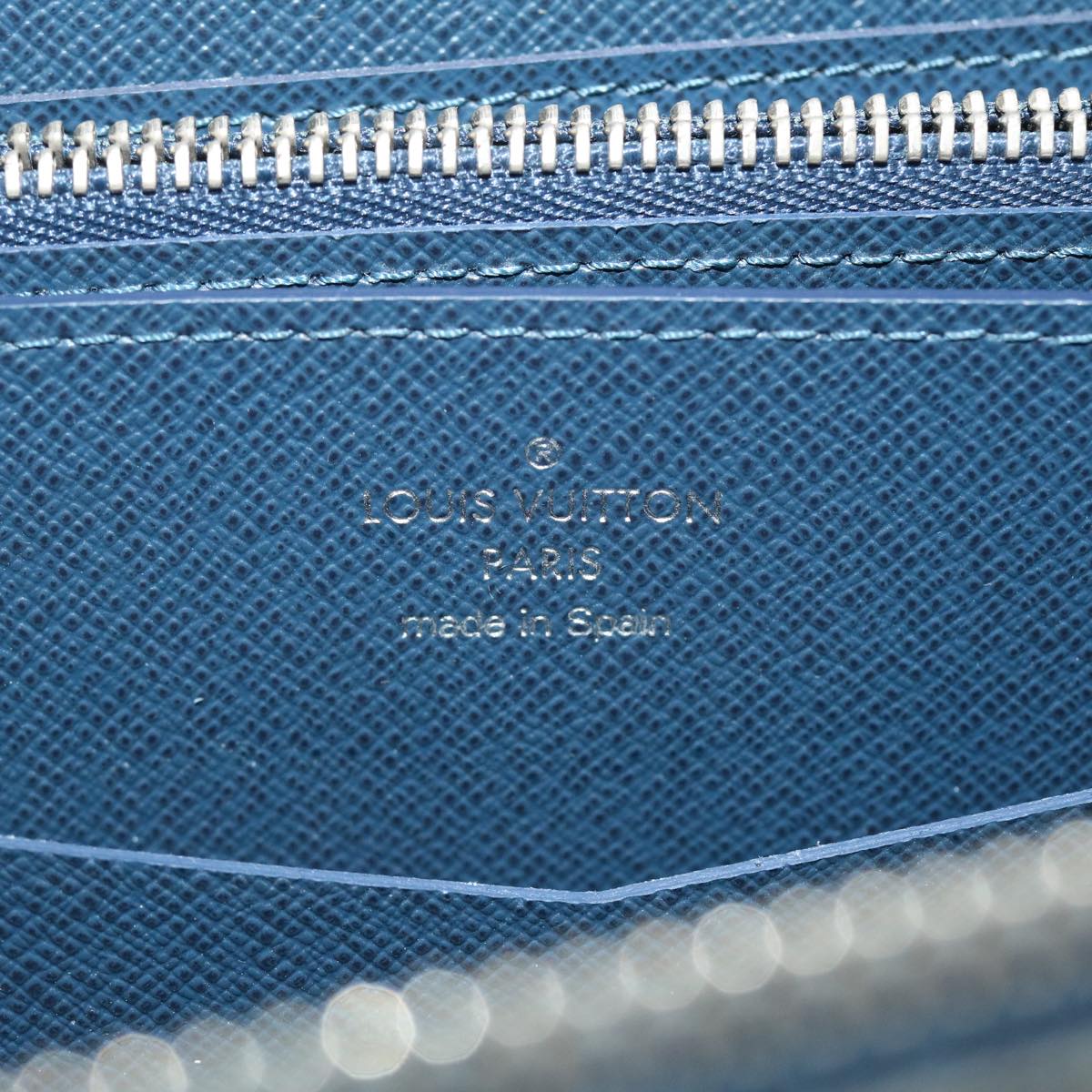 LOUIS VUITTON Zippy XL Wallet