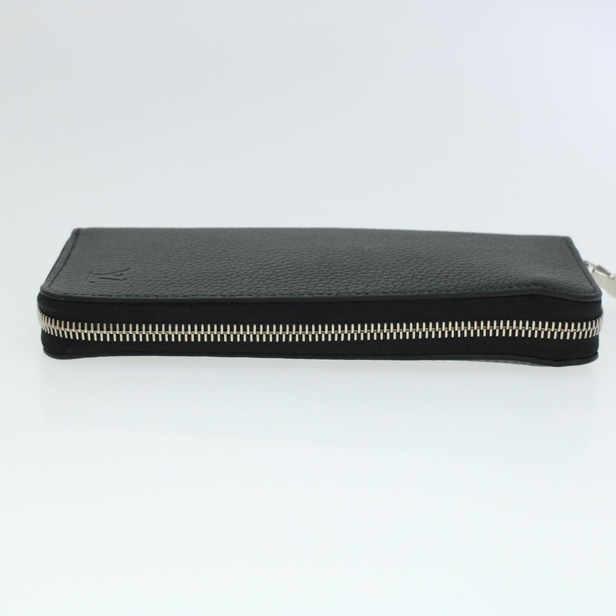 LOUIS VUITTON Zippy Wallet Vertical