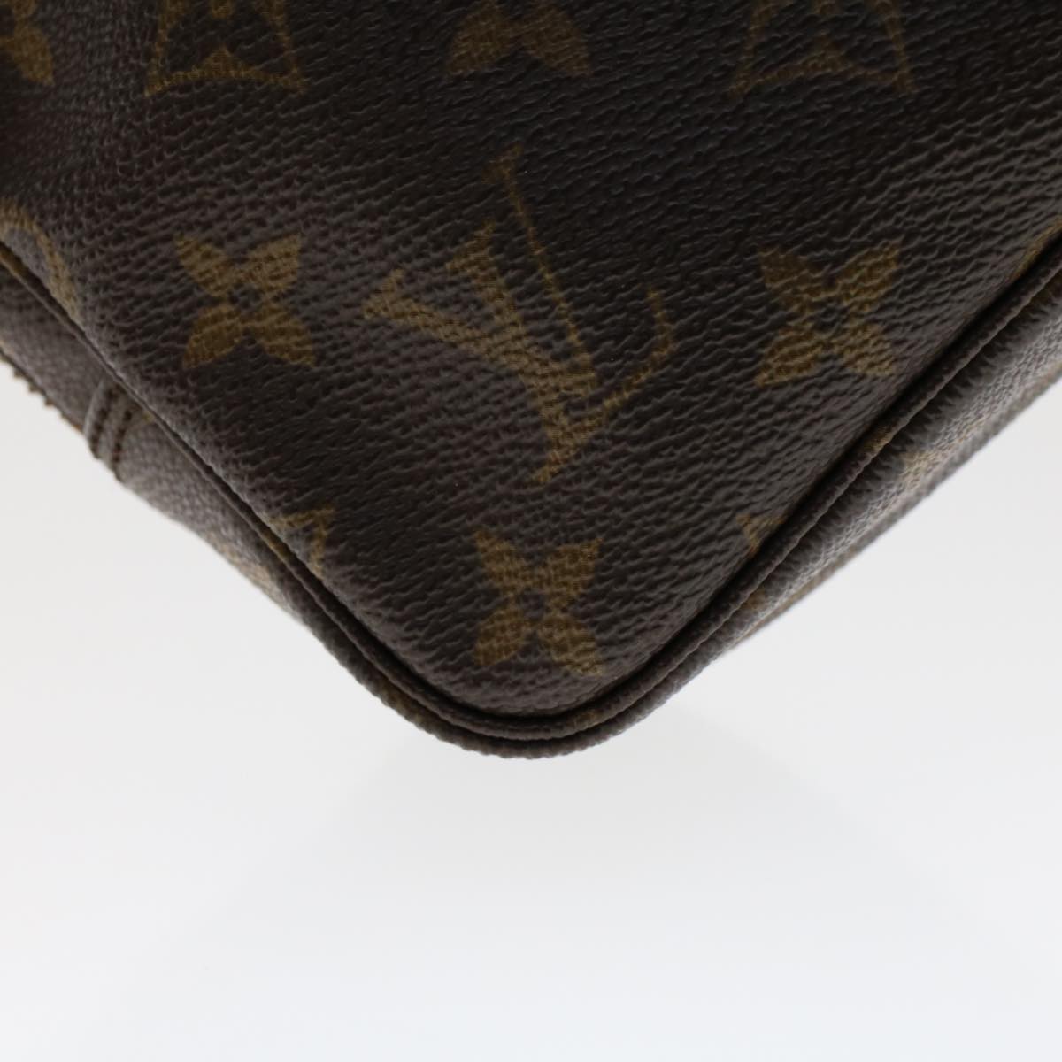 LOUIS VUITTON Truth Toilette 23 Clutch Bag
