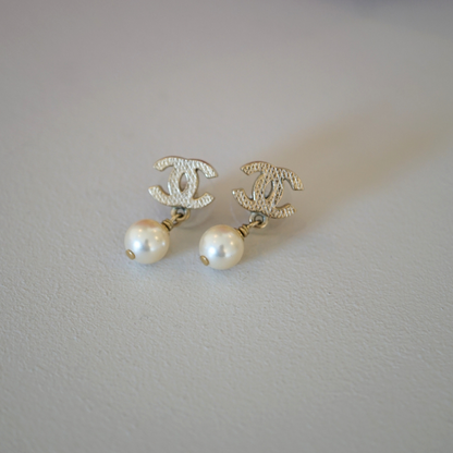 CHANEL EARRINGS | PEARLS