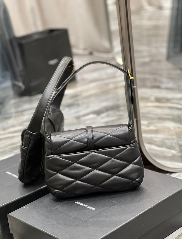 Amelia - YSL Bag - 3996