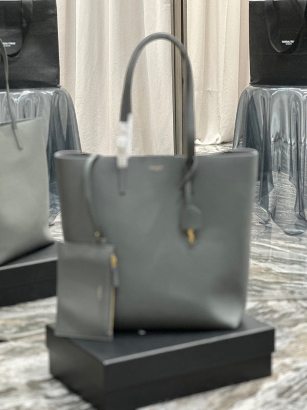 Amelia - YSL Bag - 3951