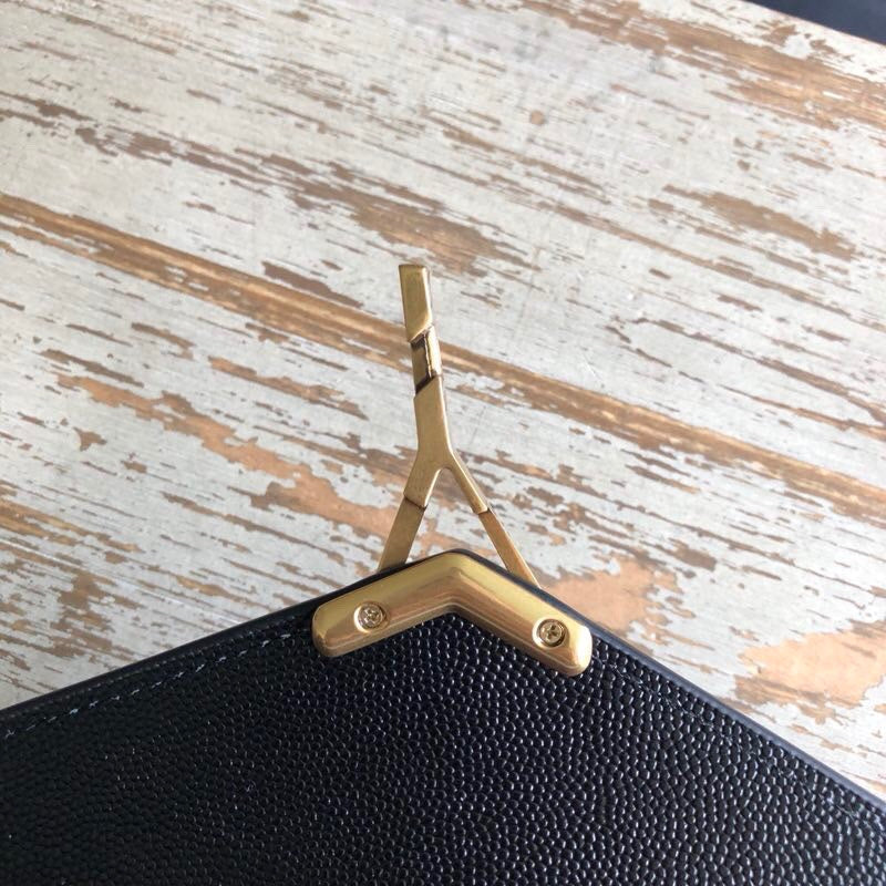 Amelia - YSL Bag - 2281