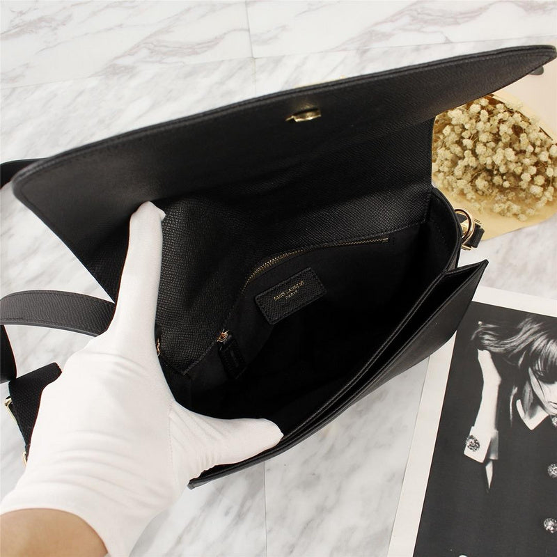 Amelia - YSL Bag - 2632