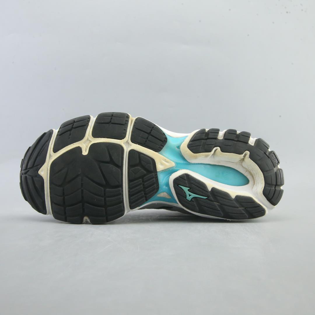 MIZUNO WAVE INSPIRE 16