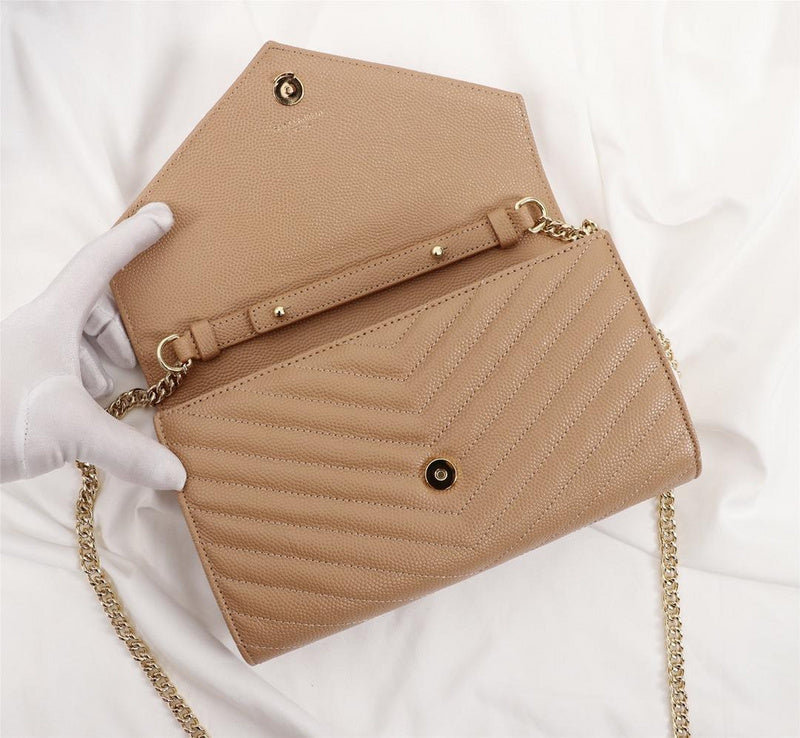 Amelia - YSL Bag - 2587