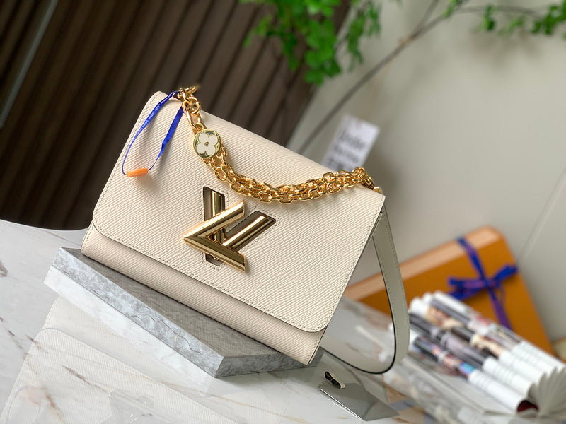 Fan Fashion Lu-Vi Bags - 16649
