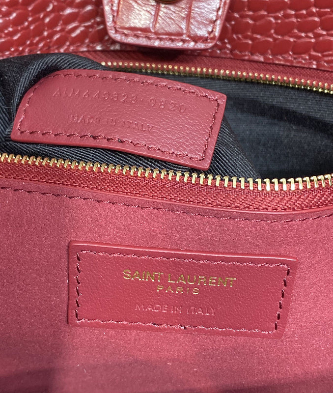 Amelia - YSL Bag - 2135