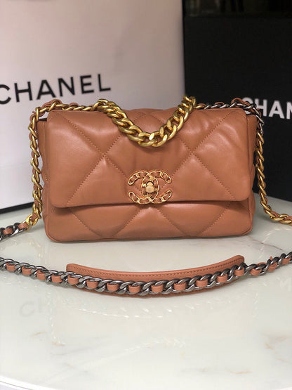 Wellow Bags - Chanel - Bags  - 470