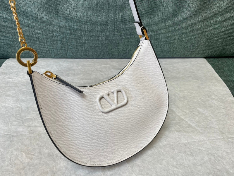 VAL LUXURY BAGS - FOR FASHION LOVERS  AFFORDABLE LUXURY BAGS- 609