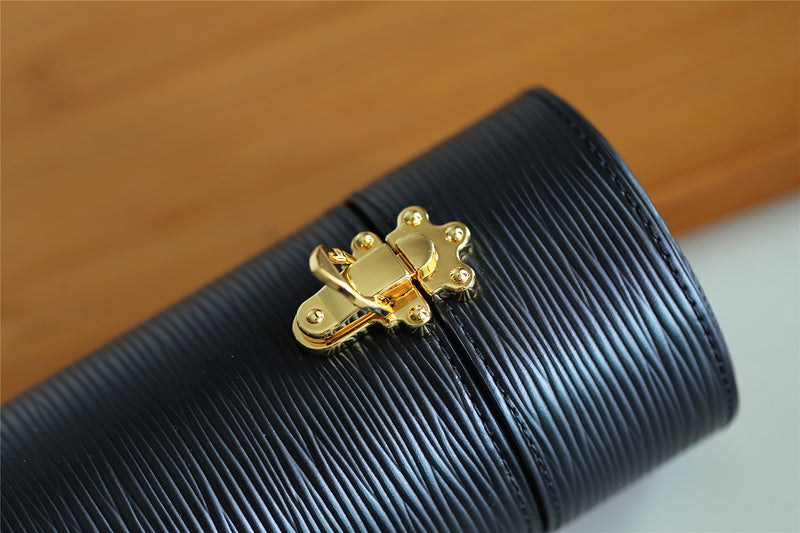 Fan Fashion Lu-Vi bags - 9384