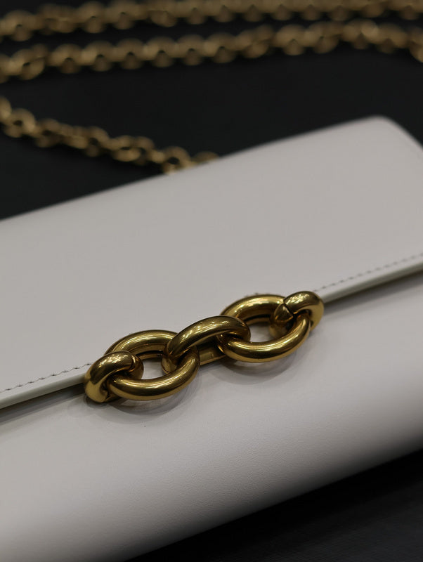Amelia - YSL Bag - 2505