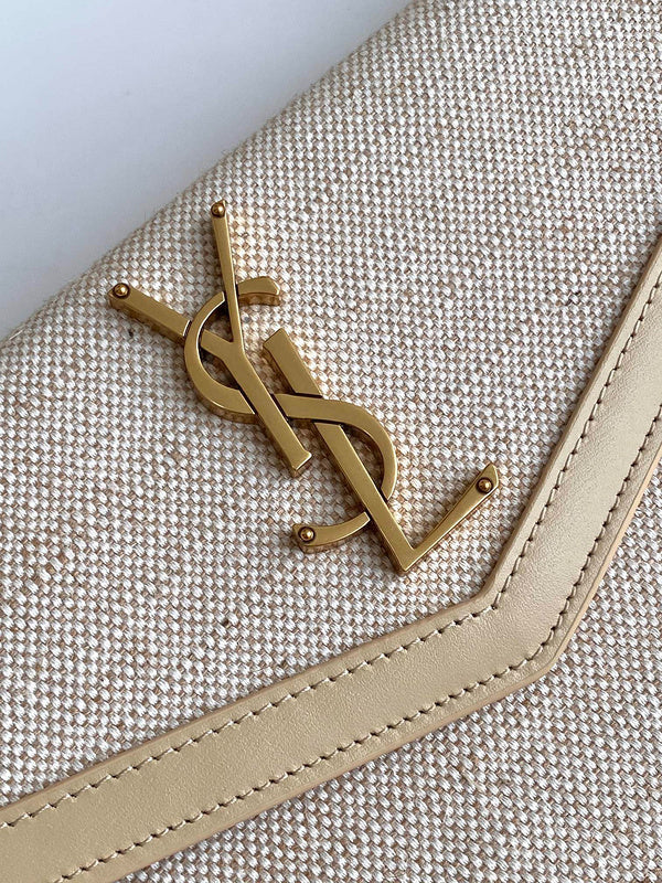 Amelia - YSL Bag - 4131
