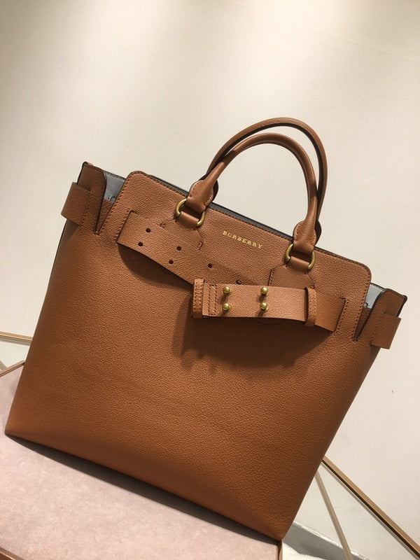Burberry Bags - Bagsattire   380