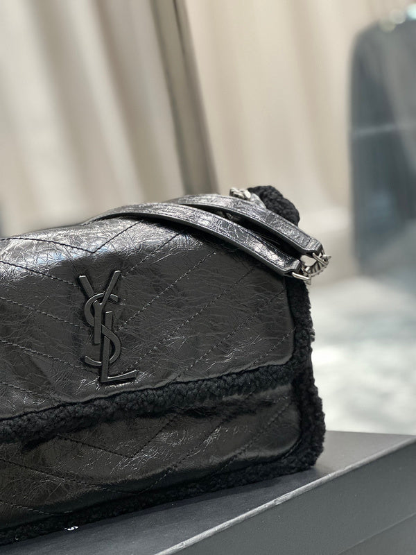 Amelia - YSL Bag - 3909