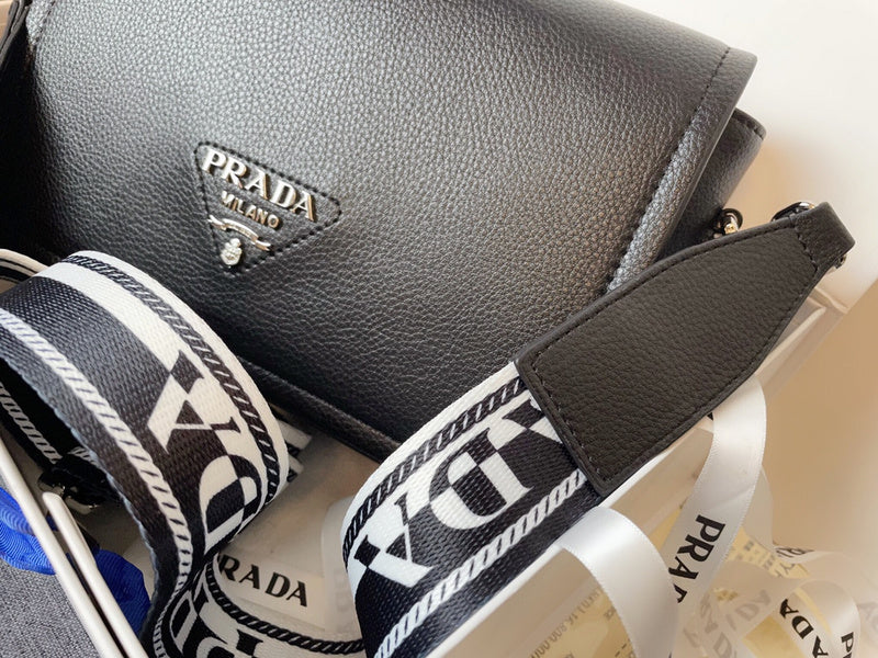 Amelia- PRDA  LUXURY BAGS - 571