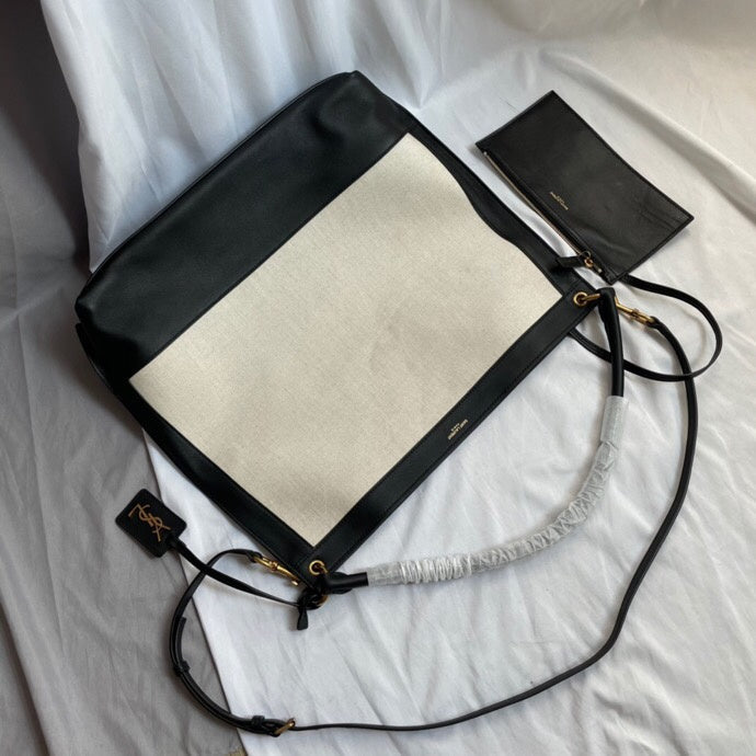 Amelia - YSL Bag - 3595