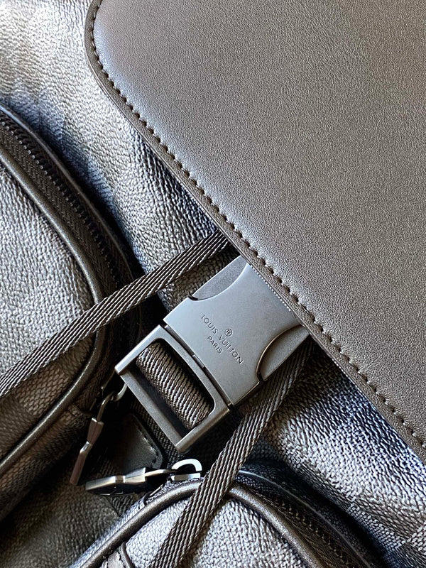Fan Fashion Lu-Vi bags - 17138