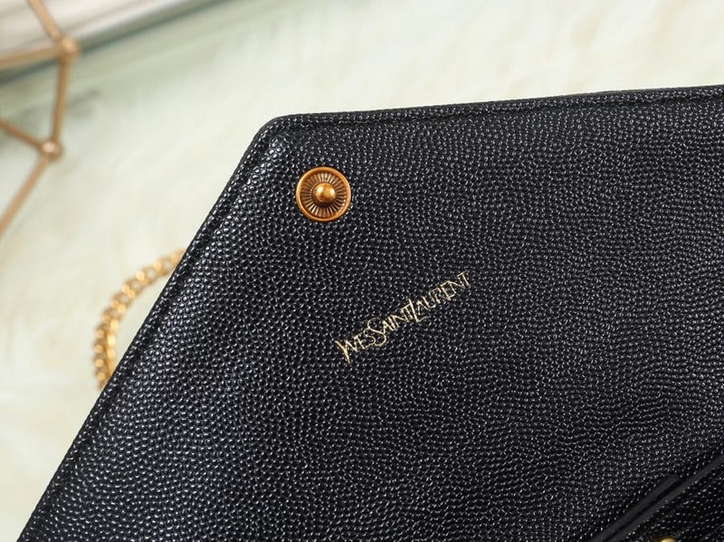 Amelia - YSL Bag - 3561
