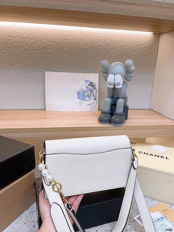 Amelia - CCH Bags - 019