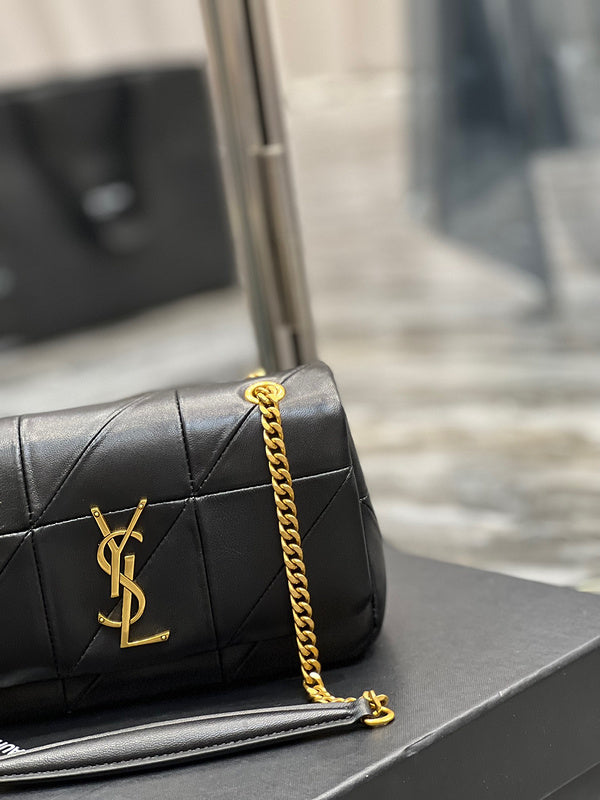 Amelia - YSL Bag - 4216
