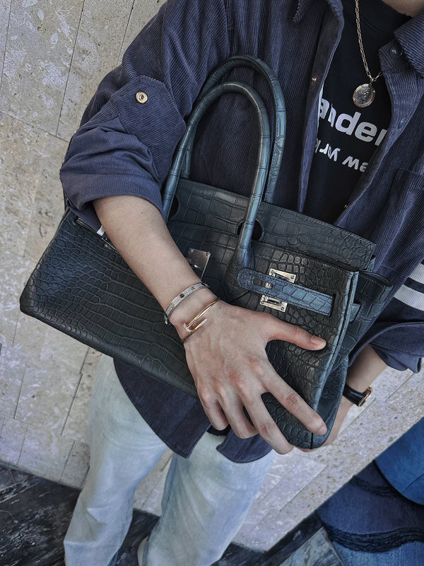 Amelia - HMS Bags - 1583