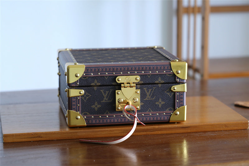 Fan Fashion Lu-Vi bags - 9553