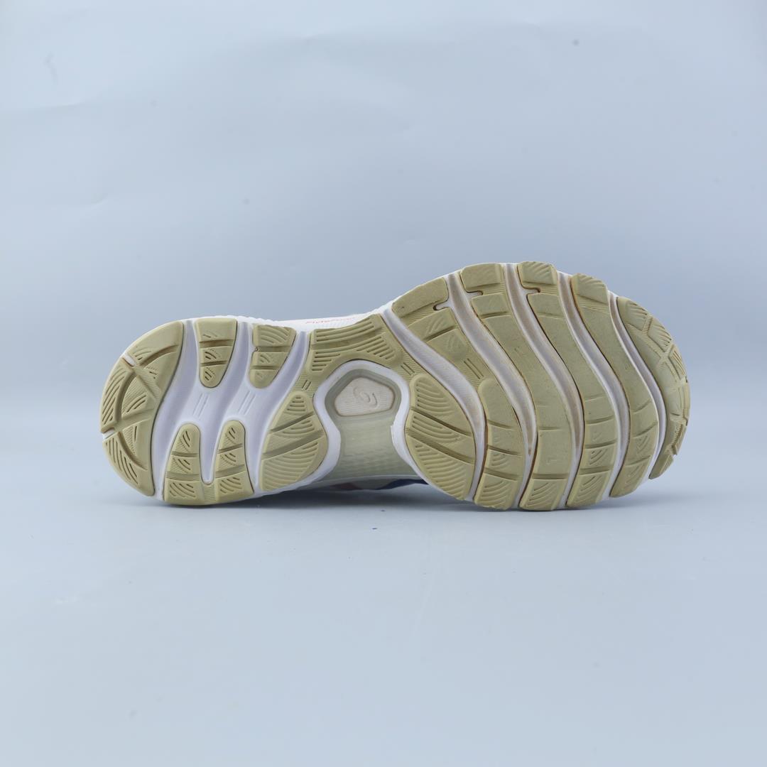 ASICS GEL-NIMBUS 22