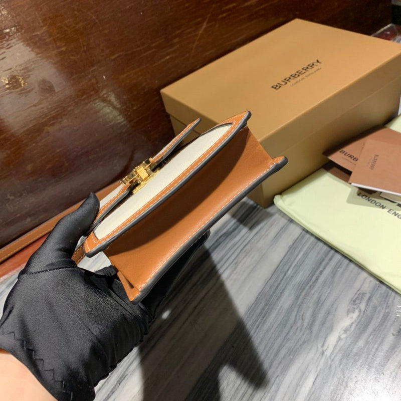 Burberry Bags - Bagsattire   167