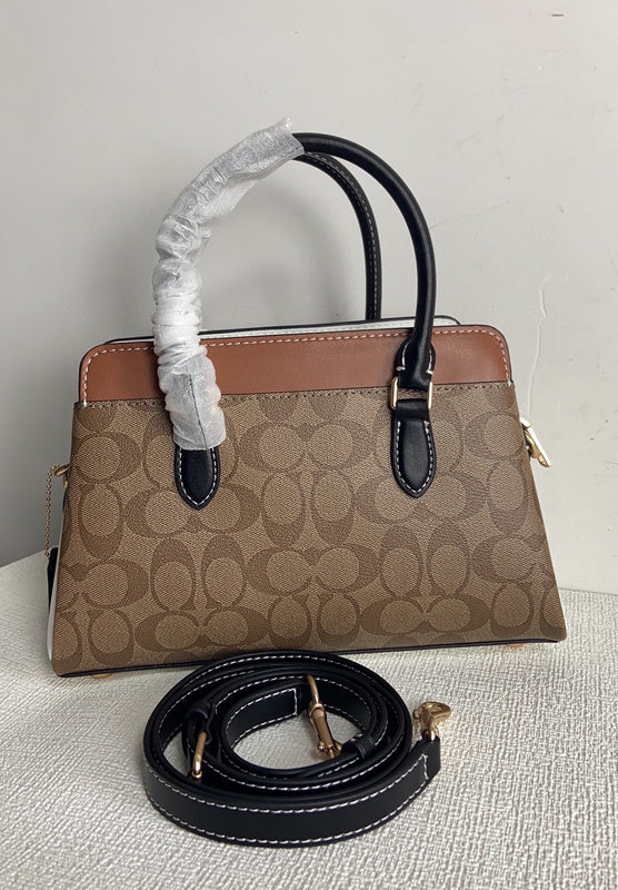 Amelia-i CAH Bags - 104