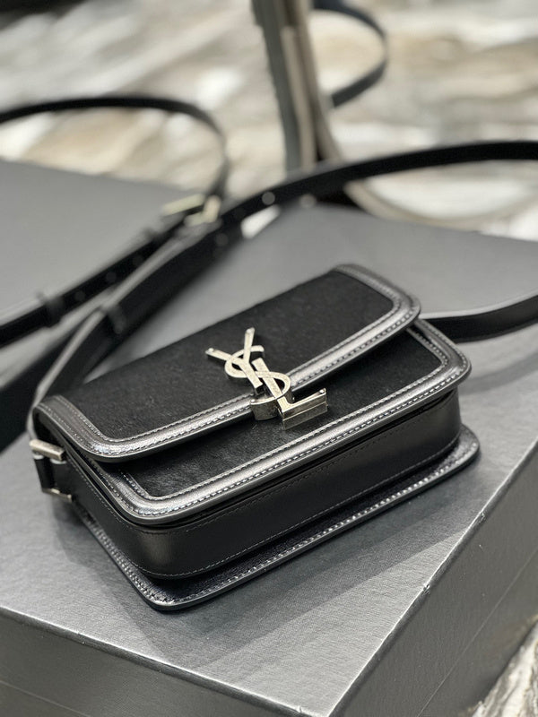 Amelia - YSL Bag - 3929