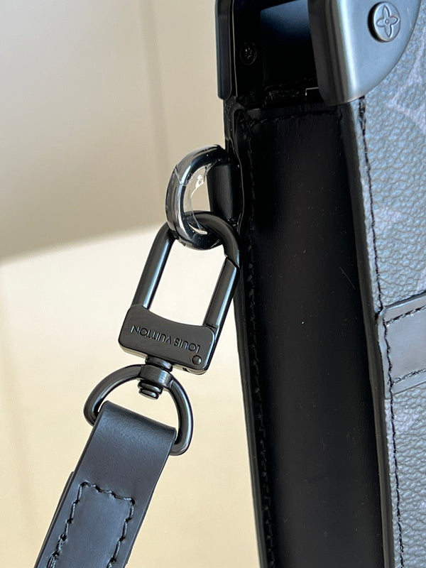 Fan Fashion Lu-Vi bags - 17291