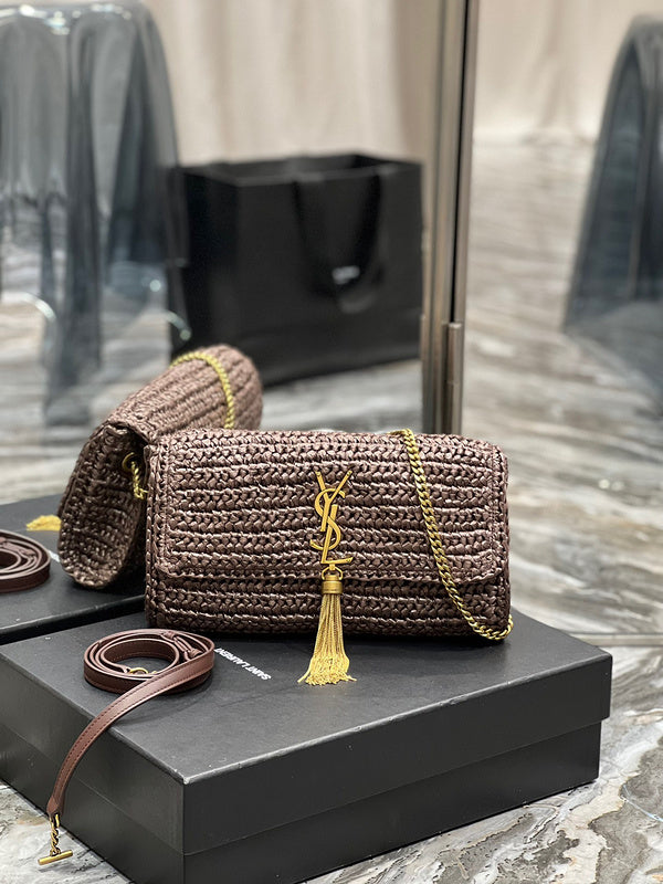 Amelia - YSL Bag - 1870