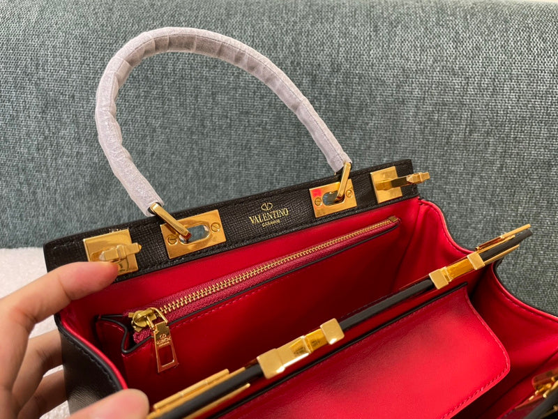 Amelia's Bag Gallery - VEL Bags - 833