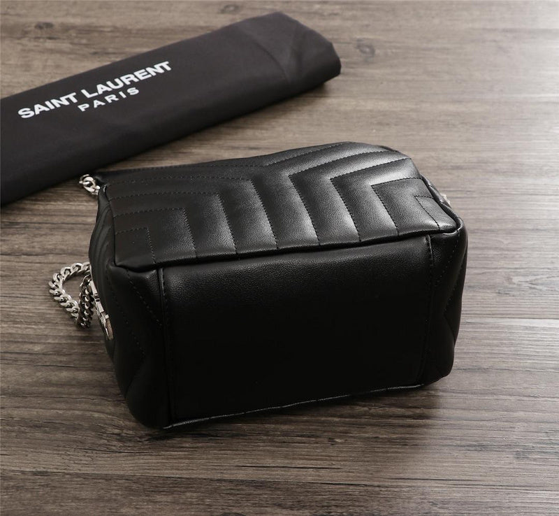 Amelia - YSL Bag - 2881
