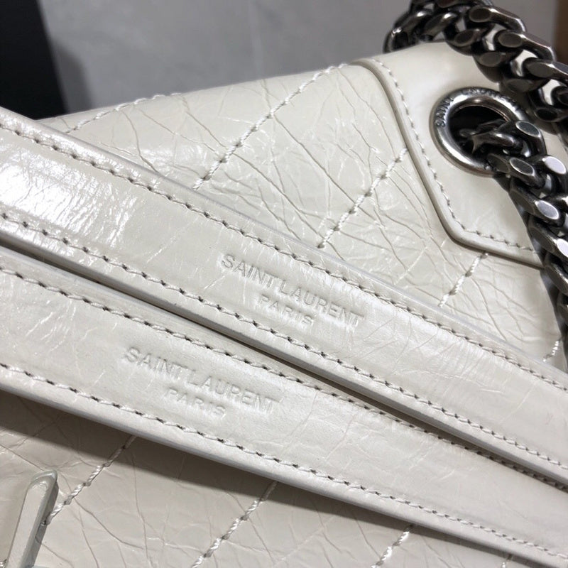 Amelia - YSL Bag - 4050