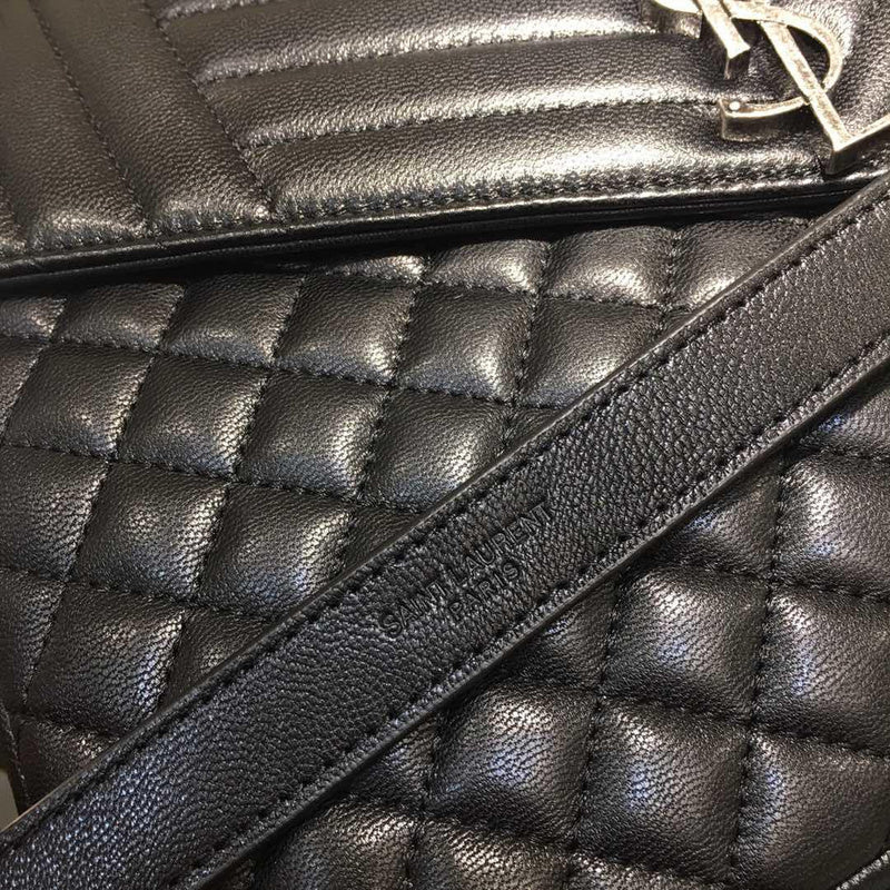Amelia - YSL Bag - 2667