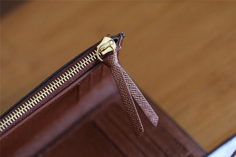 Fan Fashion Lu-Vi bags - 9338