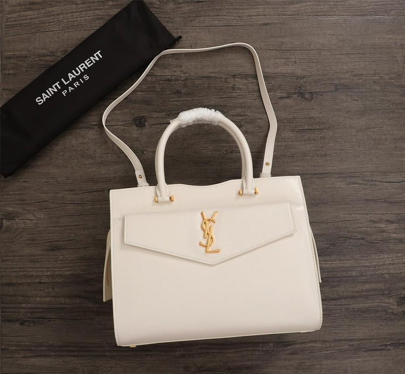 Amelia - YSL Bag - 2937