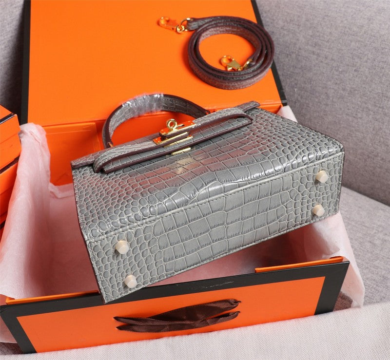 Amelia- HMS Bags - 744