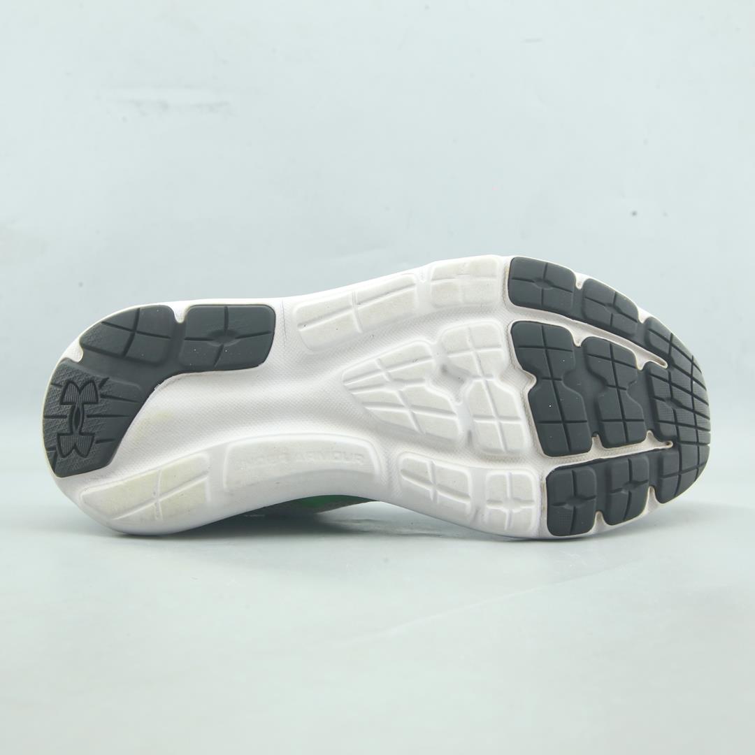 UNDER ARMOUR SURGE 3