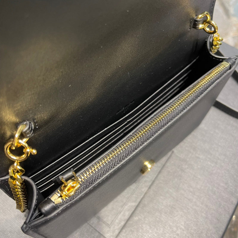 Amelia - YSL Bag - 1945