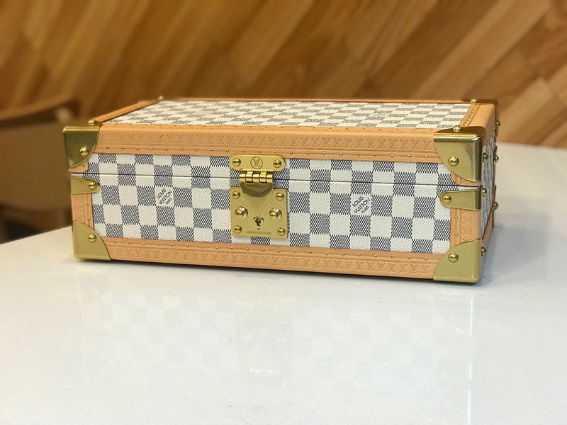 Fan Fashion Lu-Vi bags - 9489