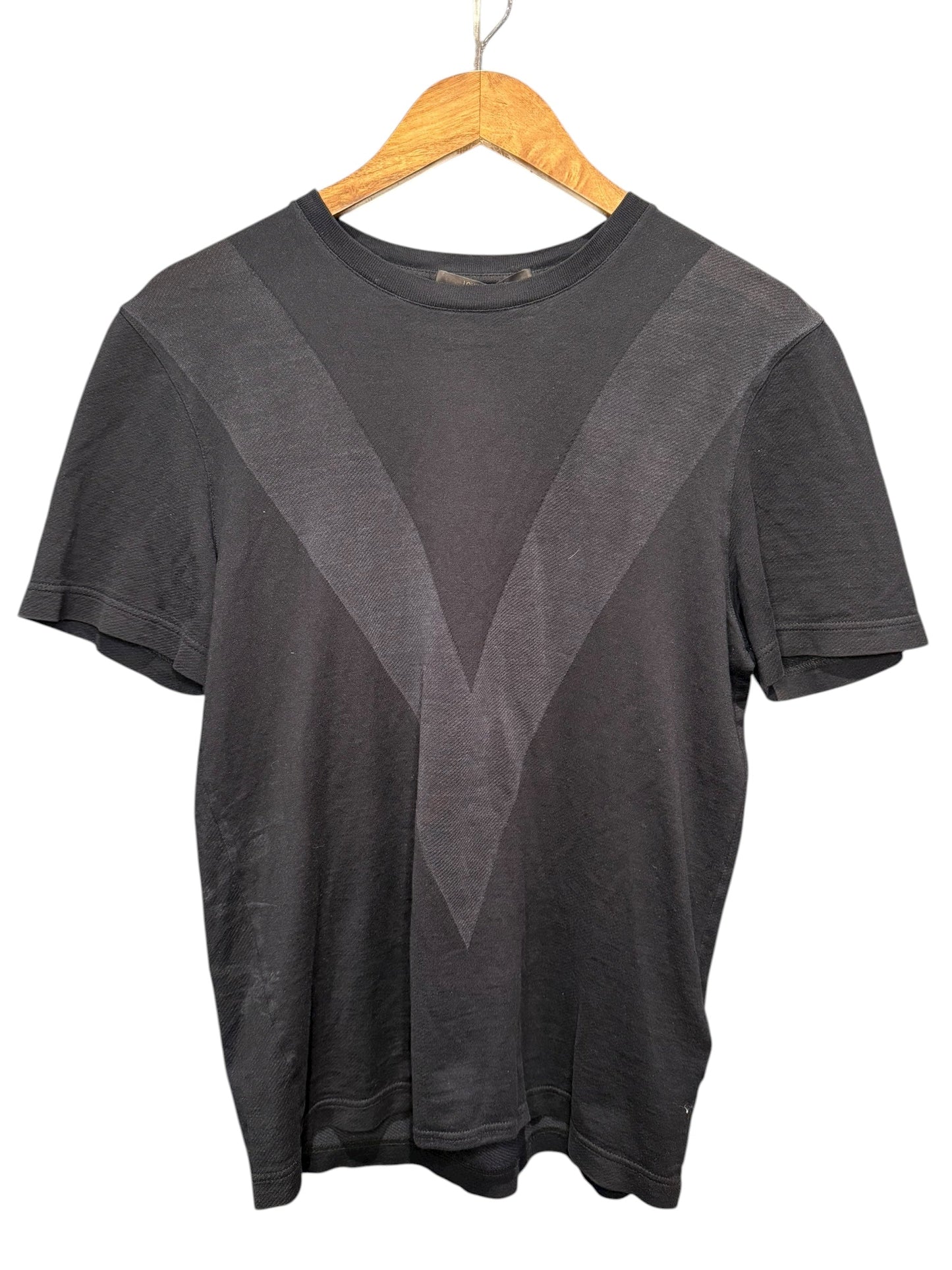 Louis Vuitton V Short Sleeve Top