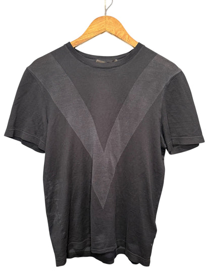 Louis Vuitton V Short Sleeve Top